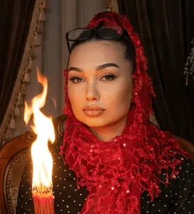 Таролог Анна